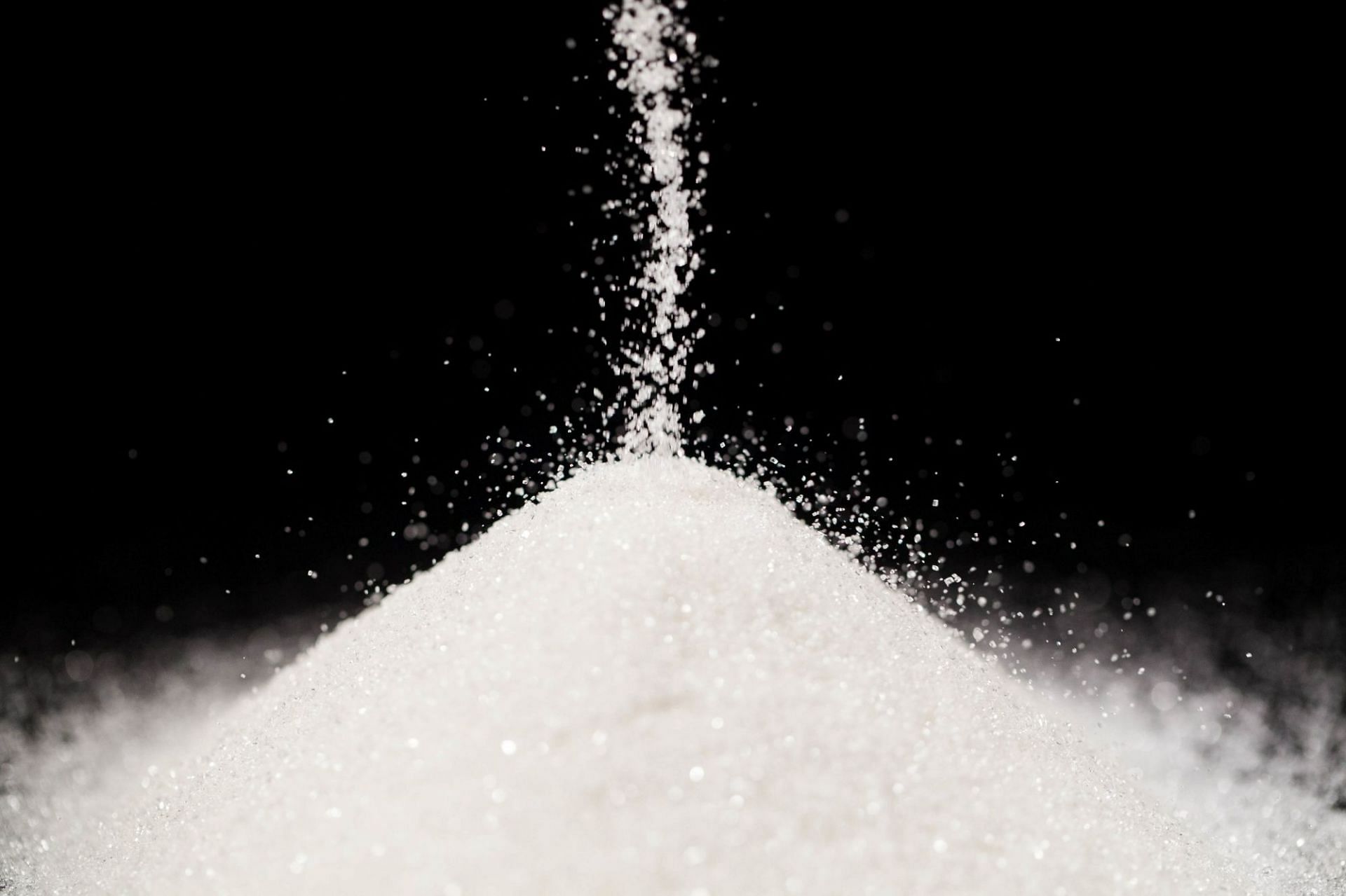 It's considered a natural substitute for sugar without the calorie content. (Image by v.ivash on Freepik)
